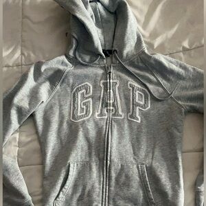 Gap factory Women’s Gap logo zip hoodie